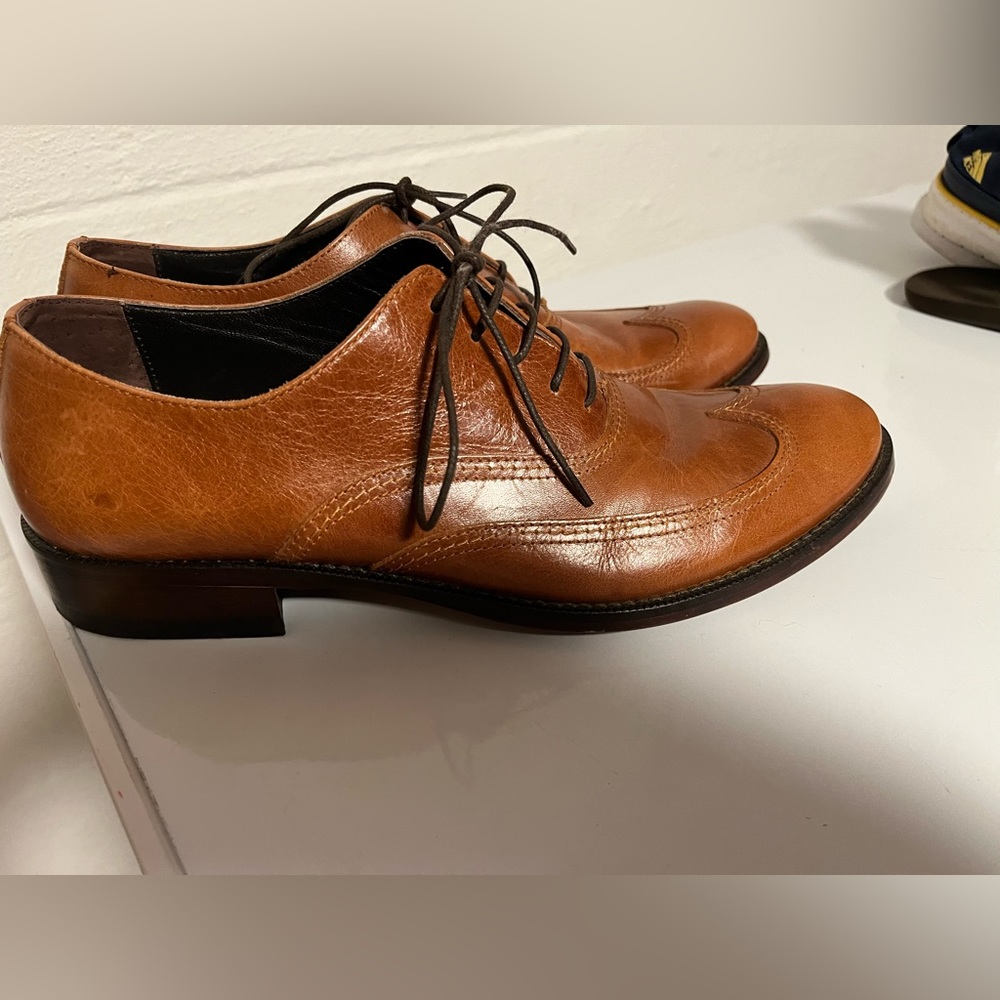 Charles David Men size 9